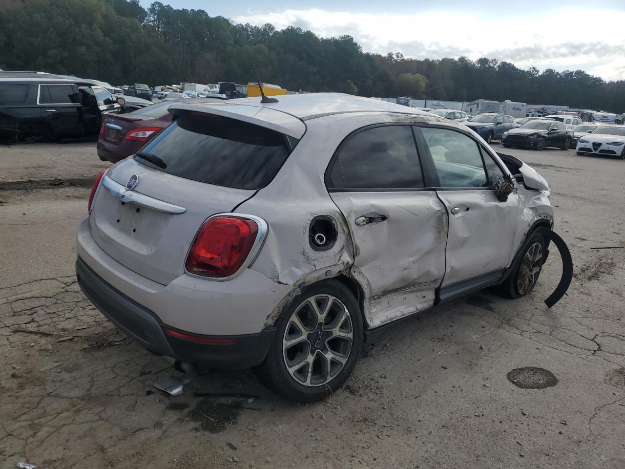 2016 FIAT 500X