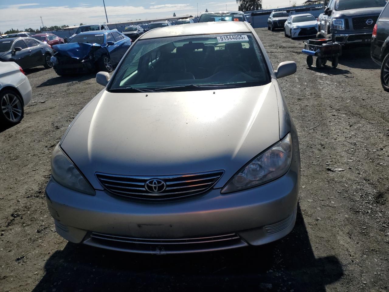 2005 TOYOTA CAMRY