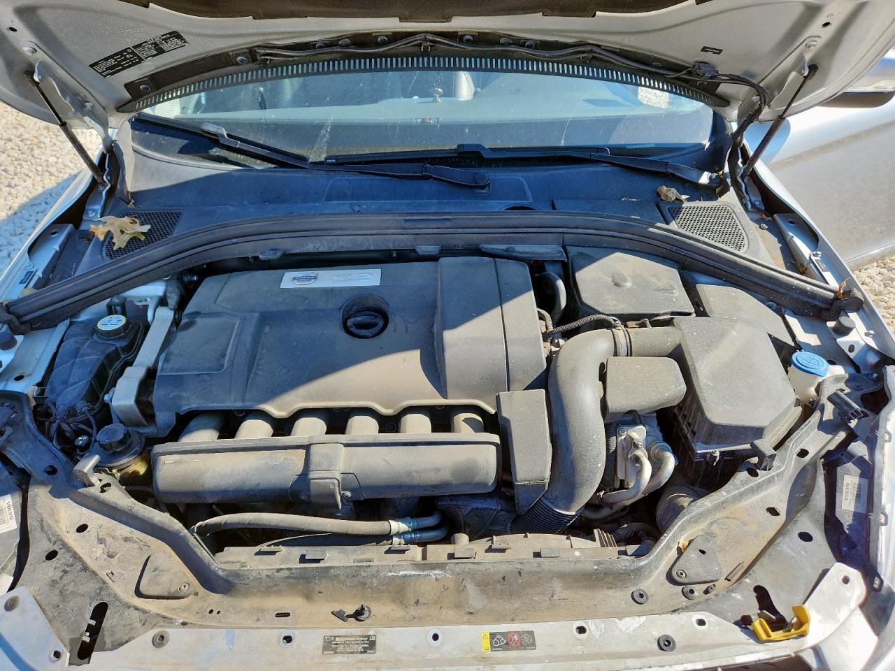 2015 VOLVO XC60