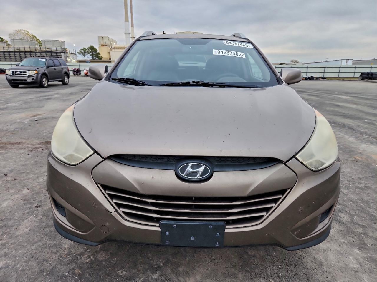 2011 HYUNDAI TUCSON