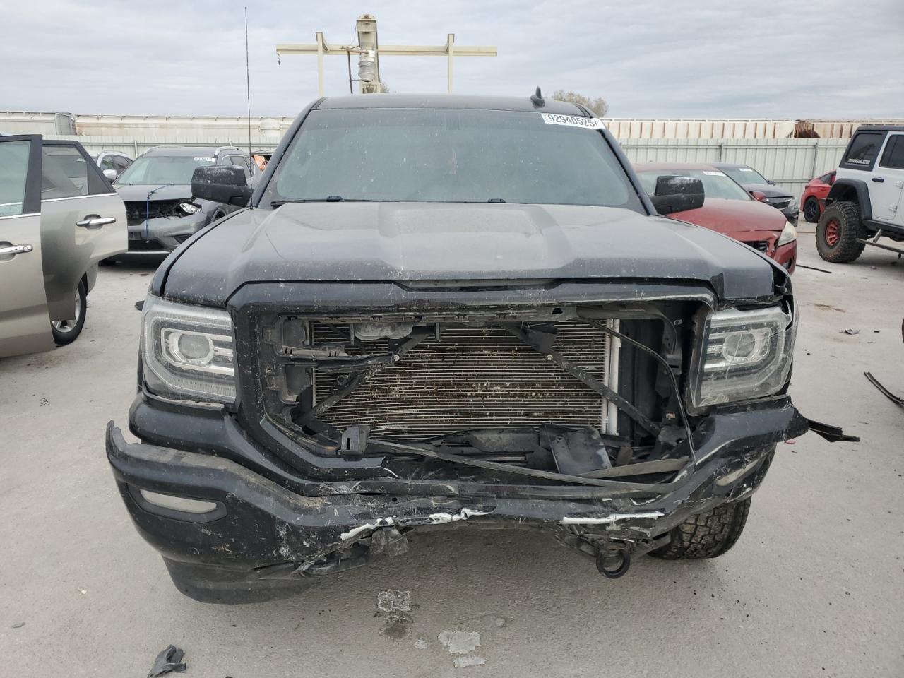 2016 GMC Sierra