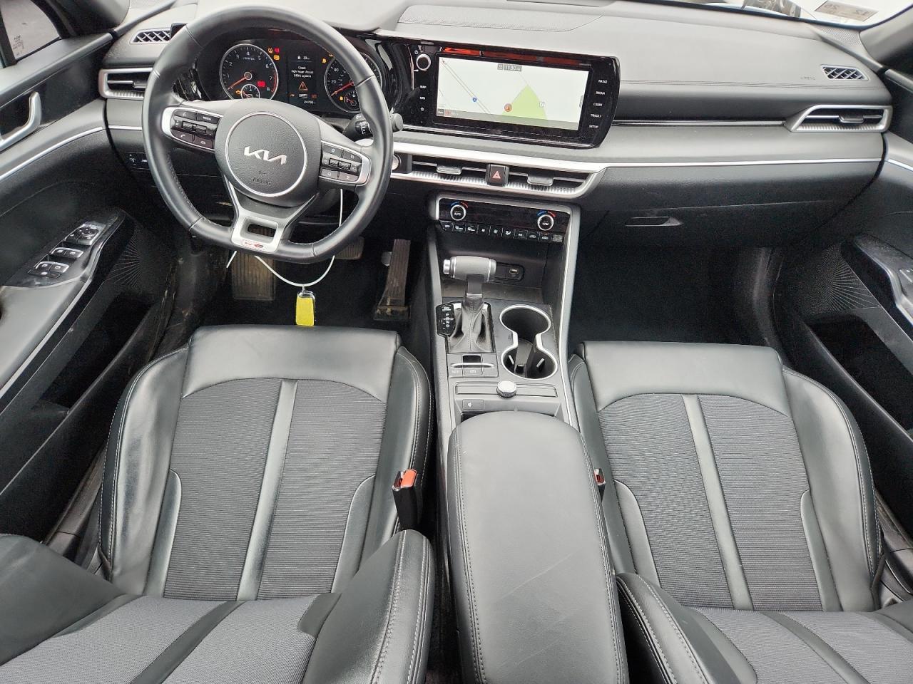 2022 KIA K5