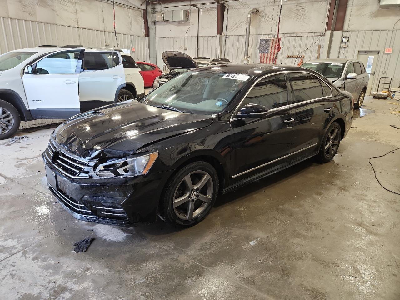 2016 VOLKSWAGEN Passat
