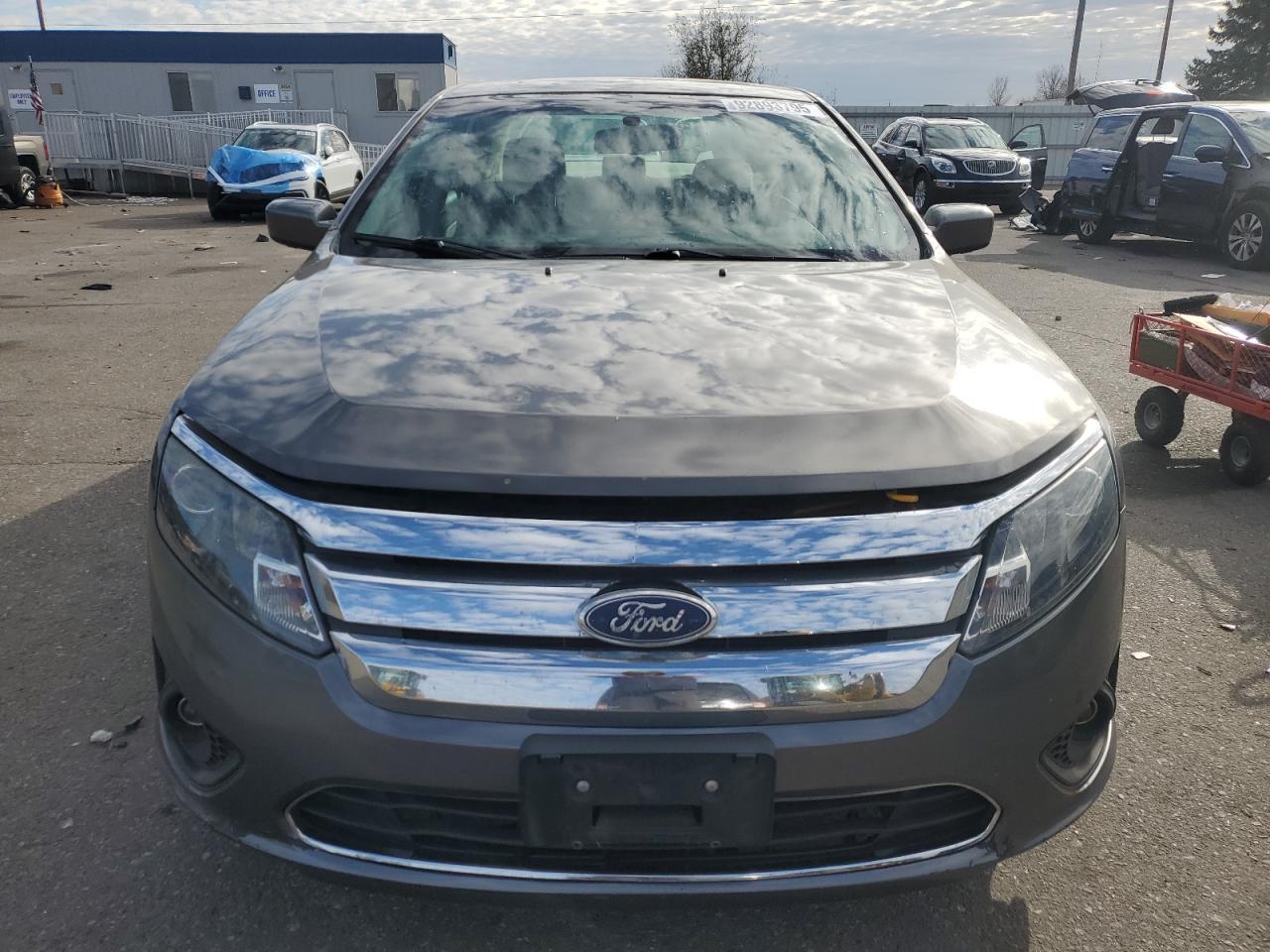 2011 FORD FUSION