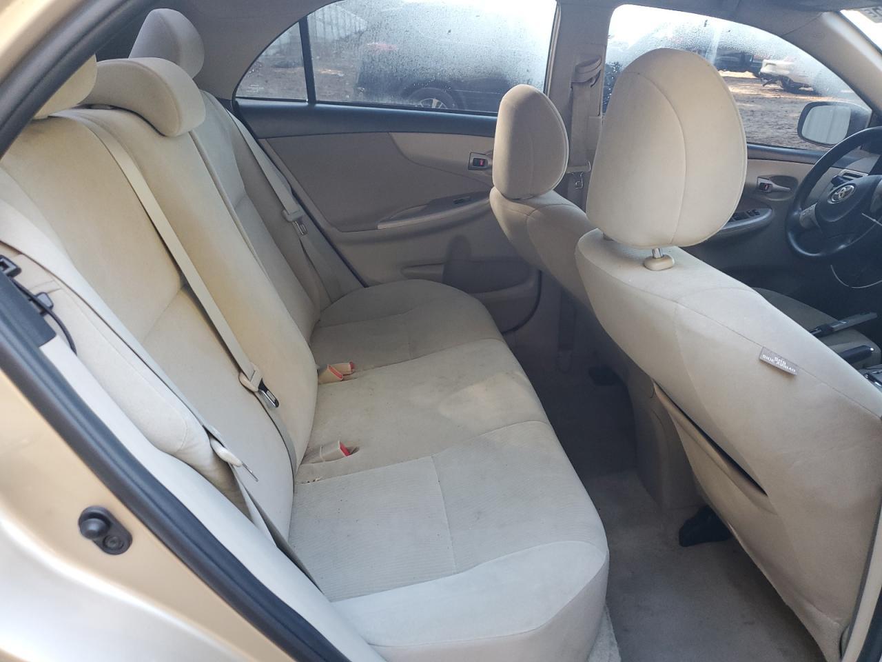 2012 TOYOTA COROLLA