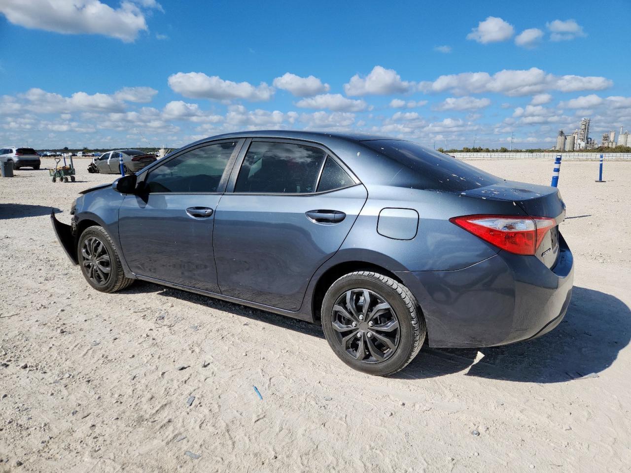 2015 TOYOTA COROLLA