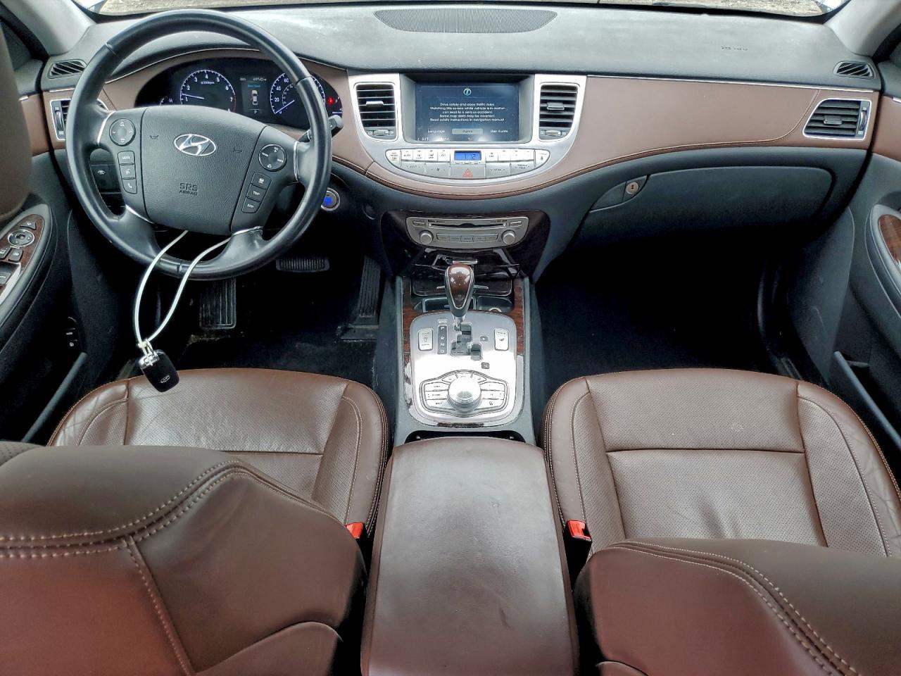 2014 HYUNDAI GENESIS