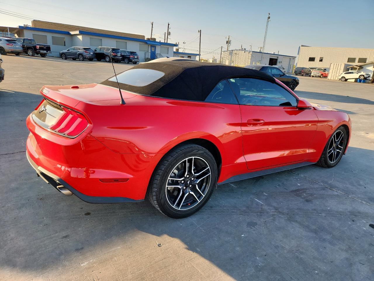 2022 FORD MUSTANG