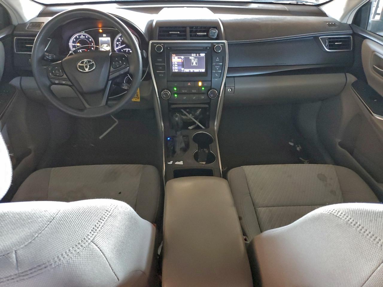 2016 TOYOTA CAMRY