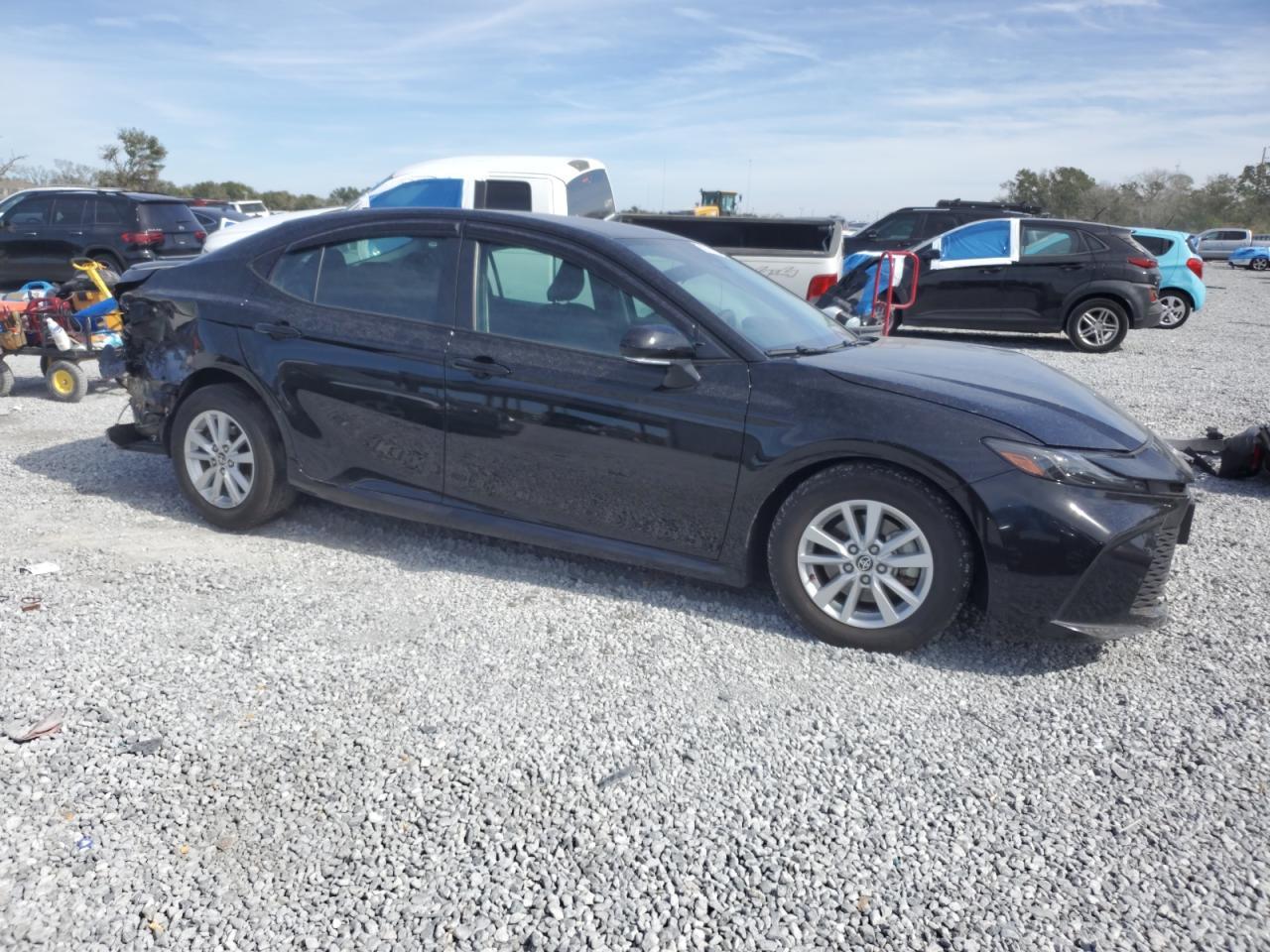 2025 TOYOTA CAMRY