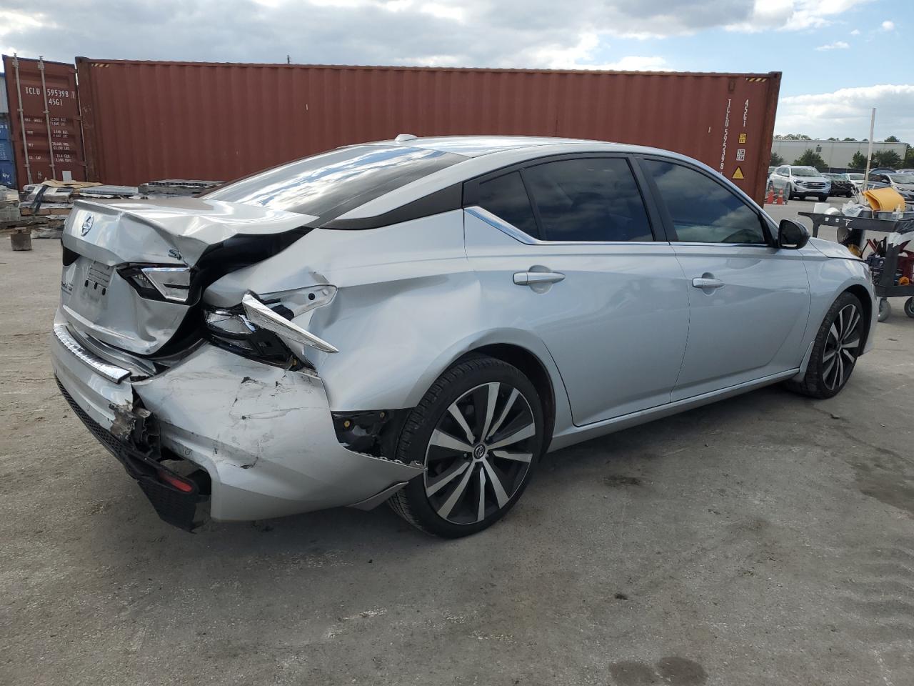 2022 NISSAN ALTIMA
