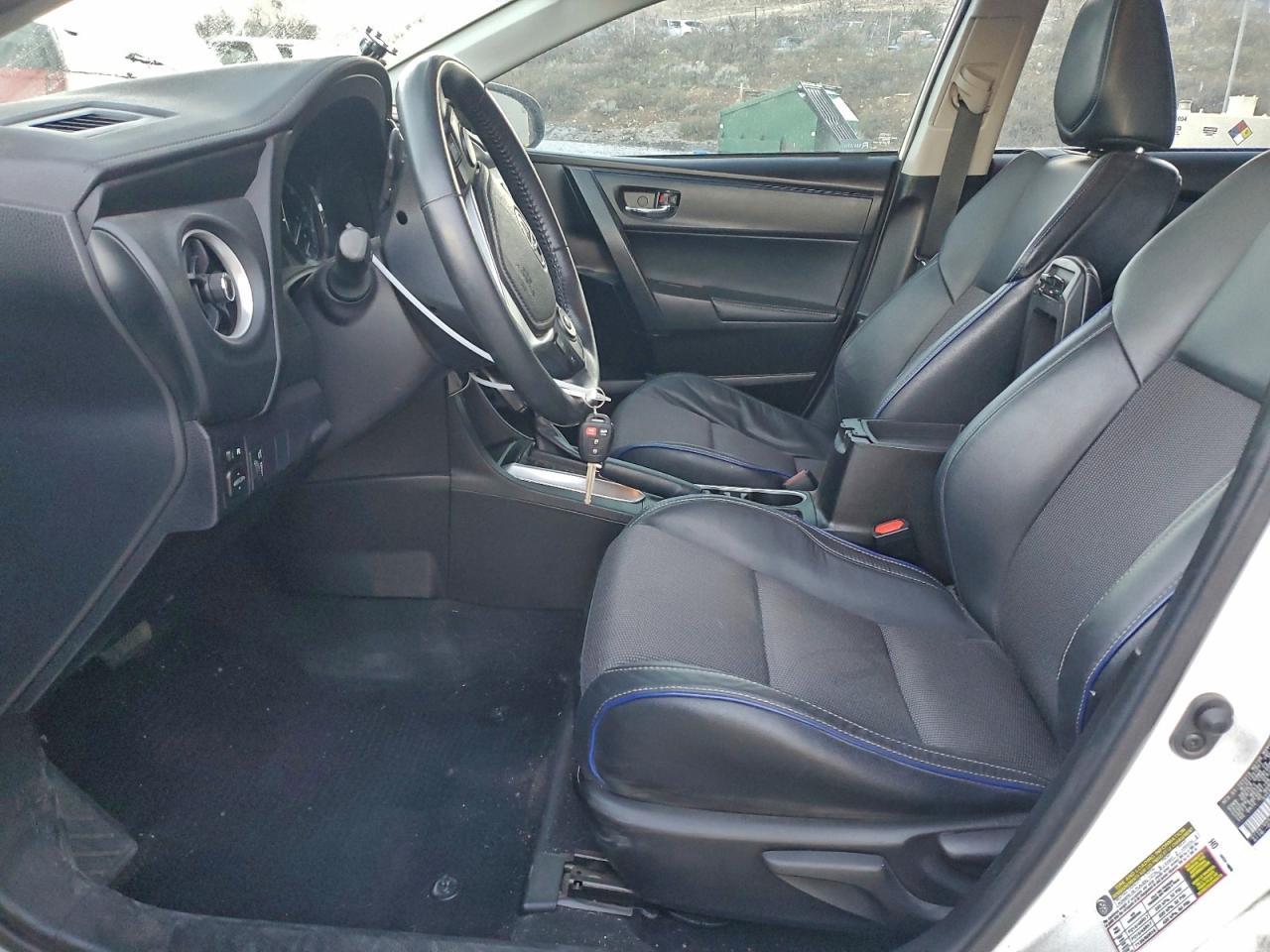2019 TOYOTA COROLLA