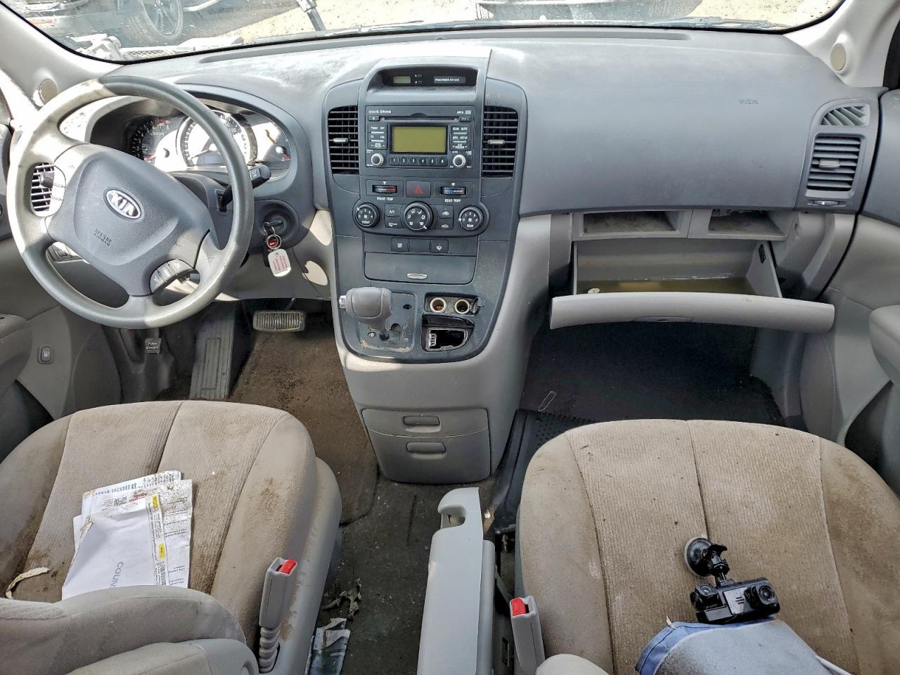 2012 KIA SEDONA