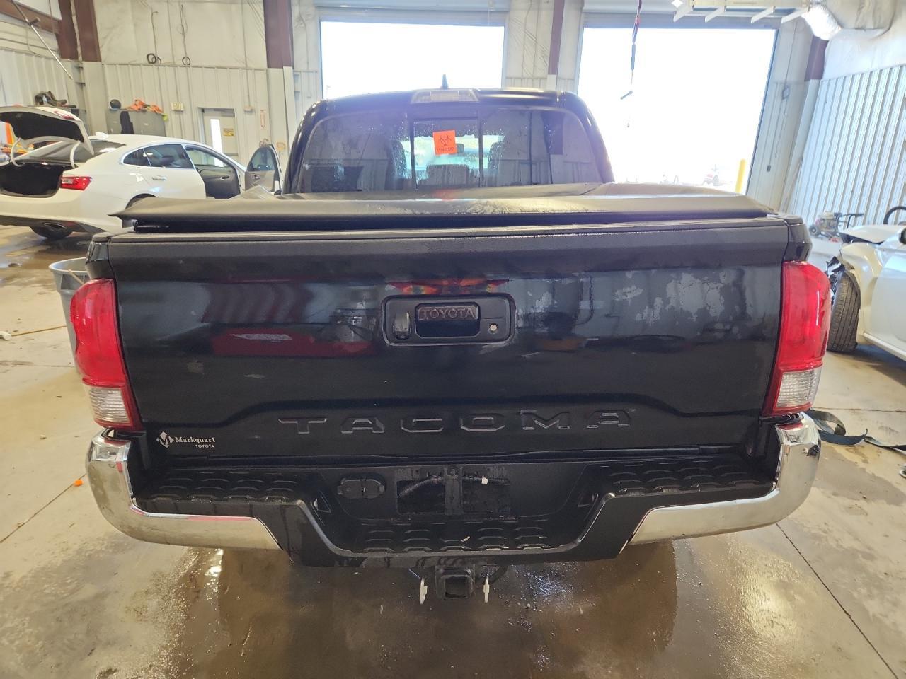 2017 TOYOTA TACOMA
