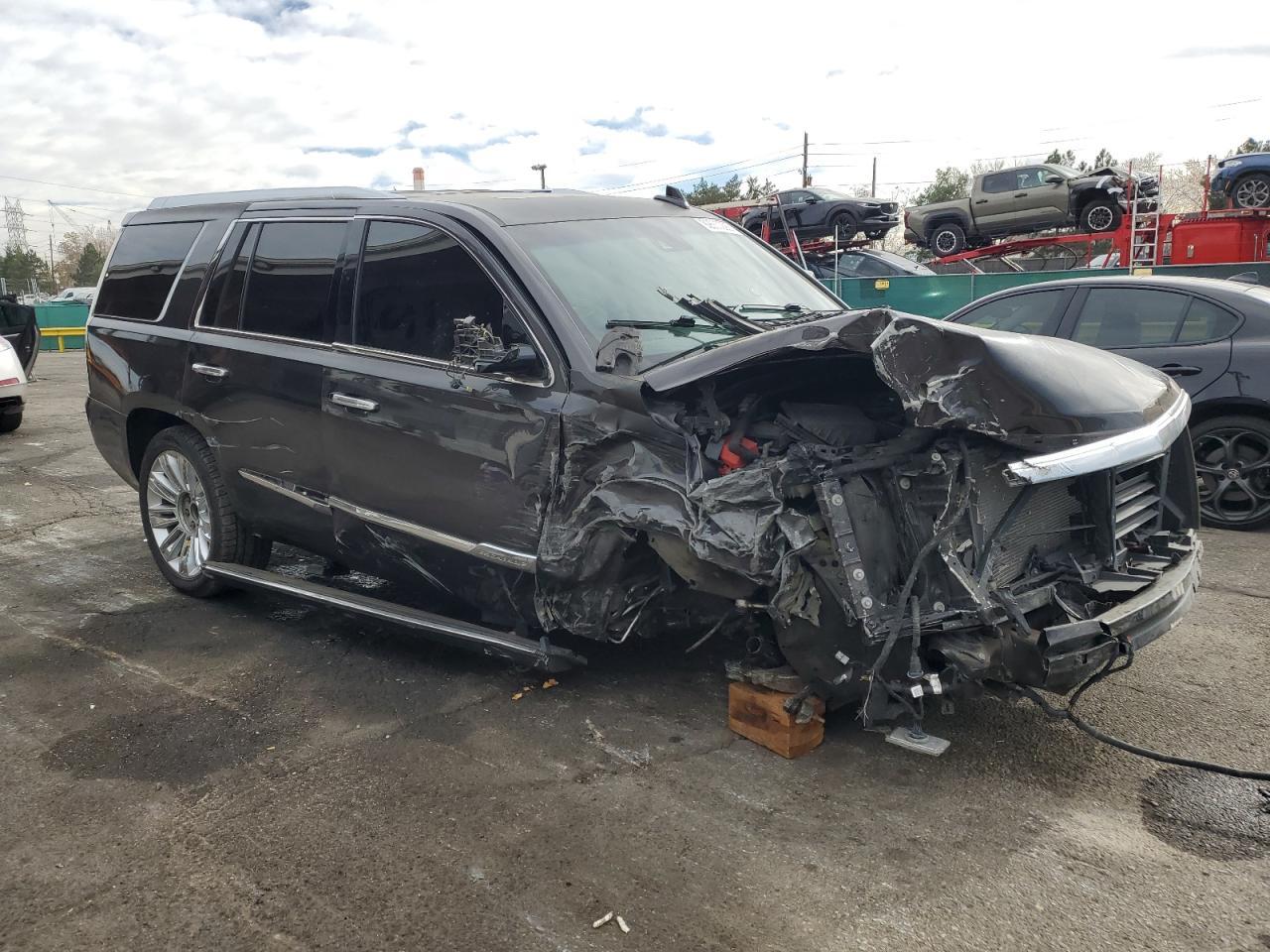 2016 CADILLAC ESCALADE