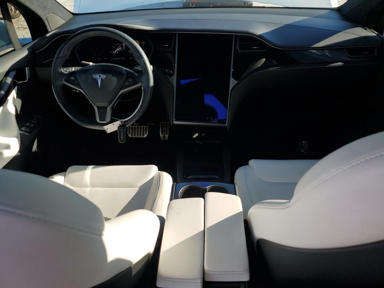 2021 TESLA MODEL X