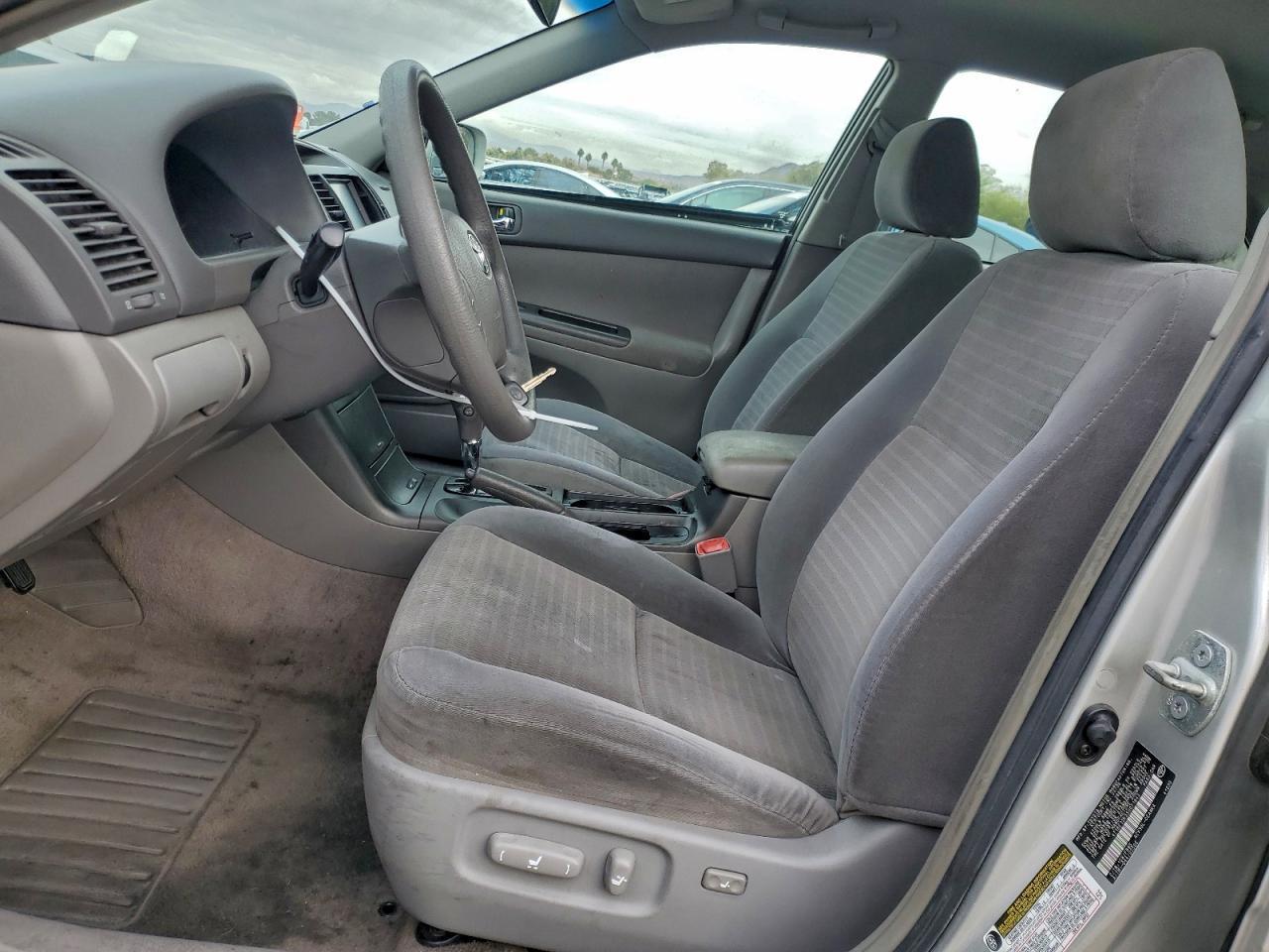 2005 TOYOTA CAMRY