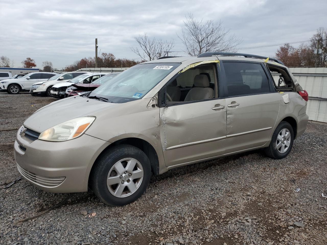 2005 TOYOTA SIENNA