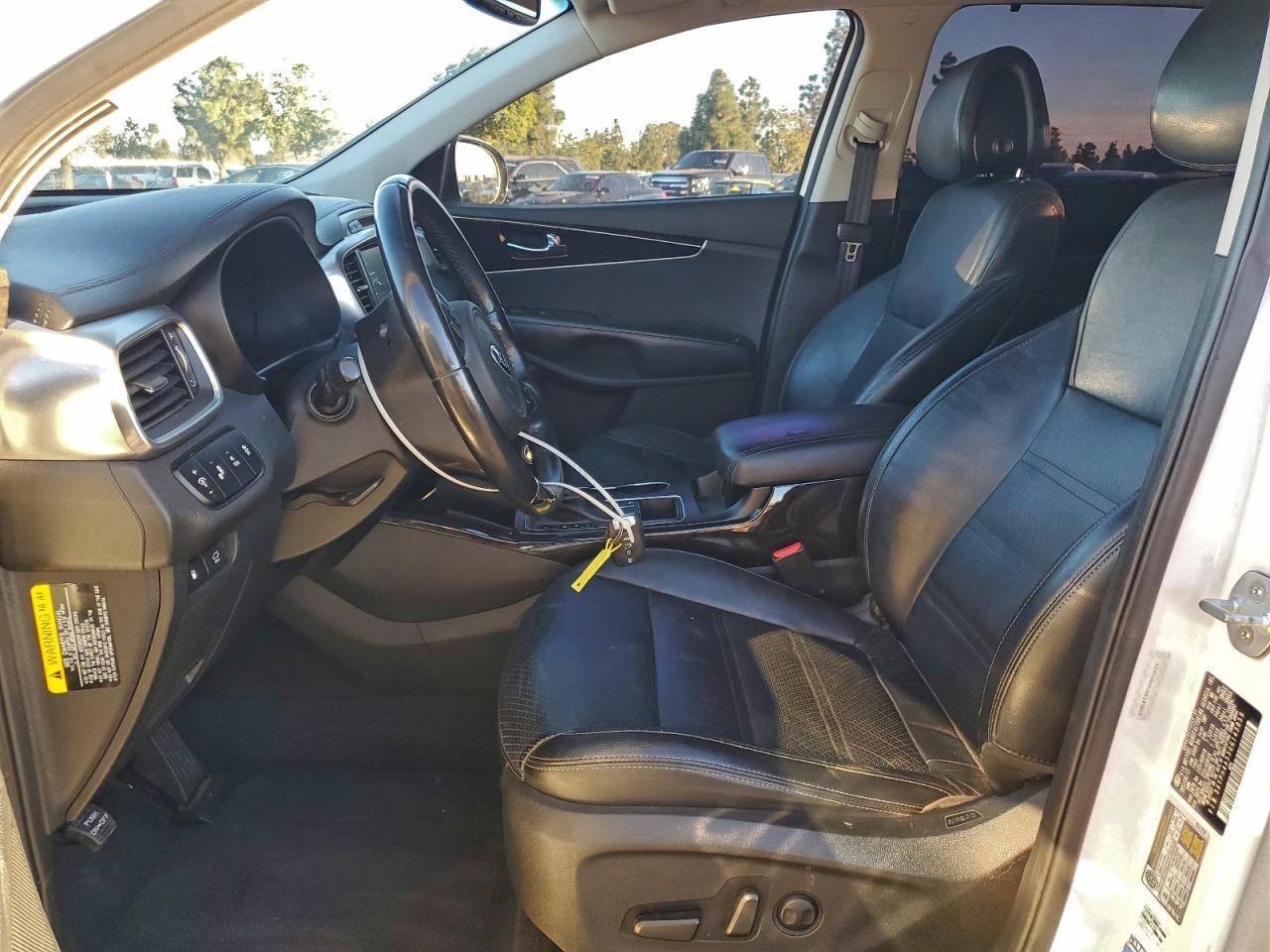 2016 KIA SORENTO