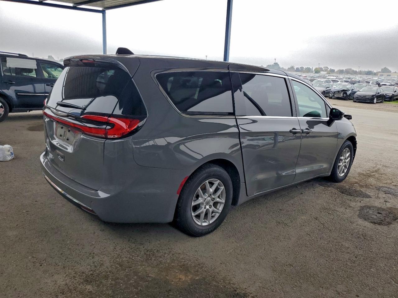 2025 CHRYSLER Pacifica