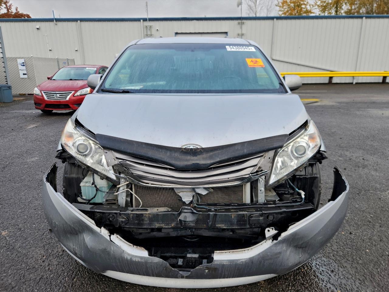 2015 TOYOTA SIENNA
