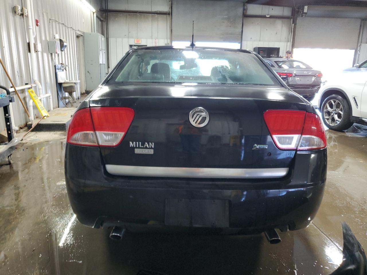 2010 MERCURY Milan