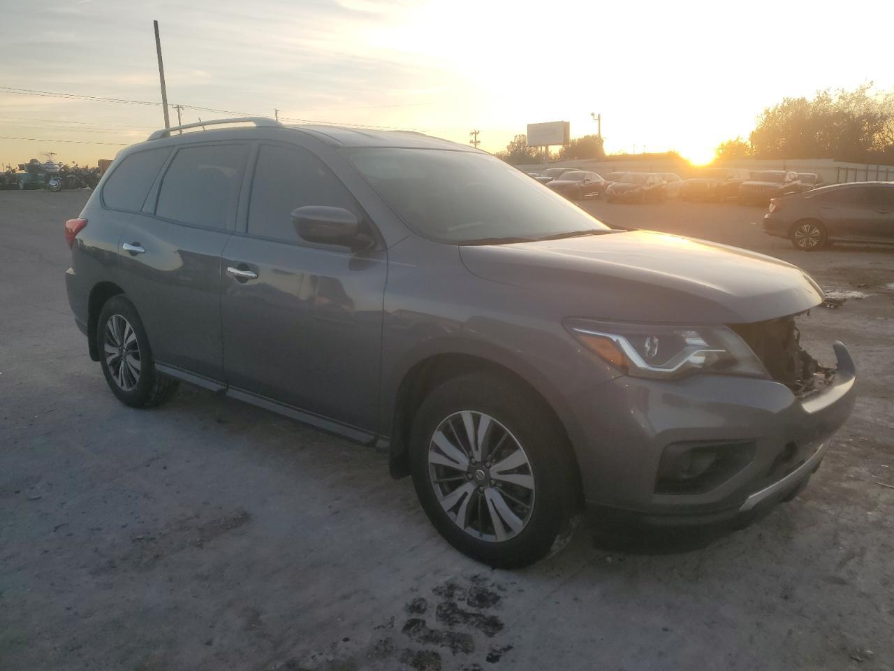 2018 NISSAN PATHFINDER