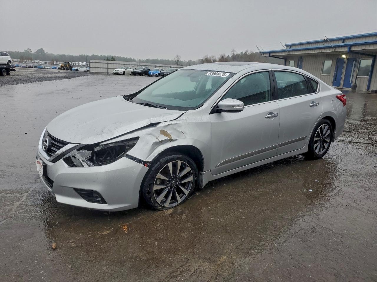 2017 NISSAN ALTIMA