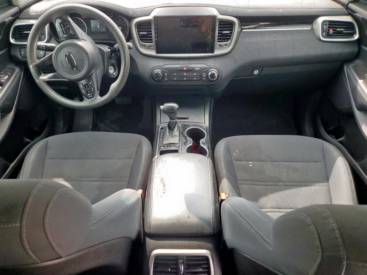 2016 KIA SORENTO