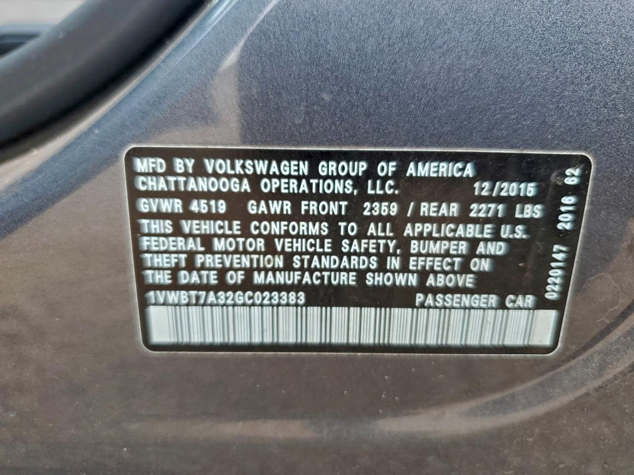 2016 VOLKSWAGEN Passat