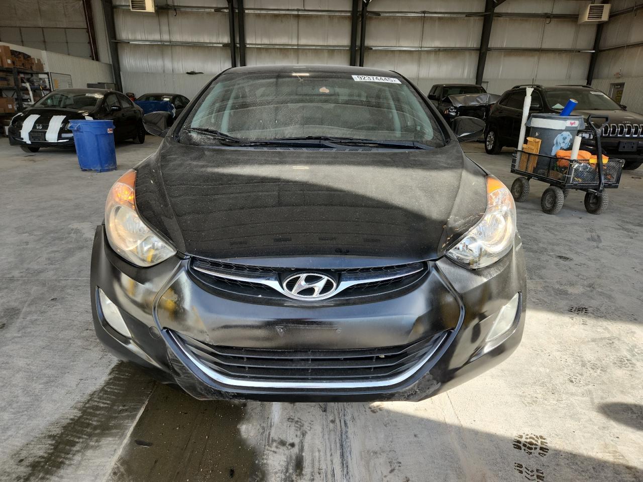 2012 HYUNDAI ELANTRA