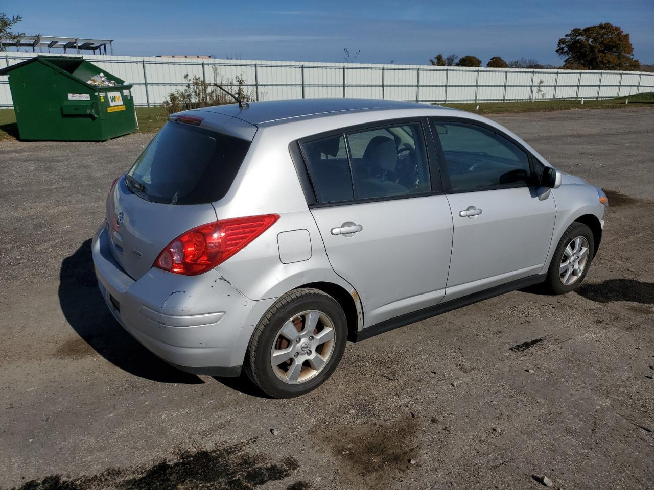 2012 NISSAN VERSA
