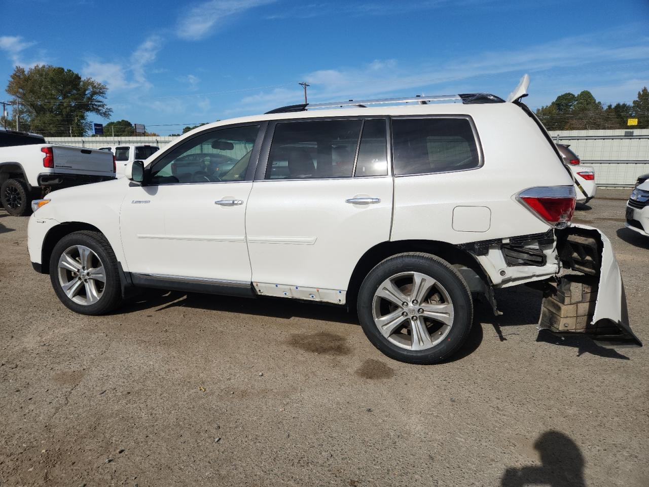2013 TOYOTA HIGHLANDER