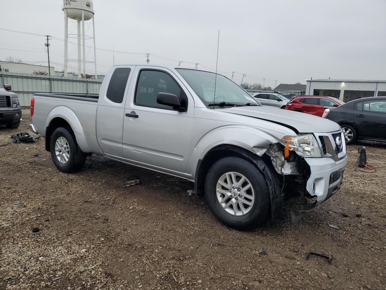 2015 NISSAN Frontier