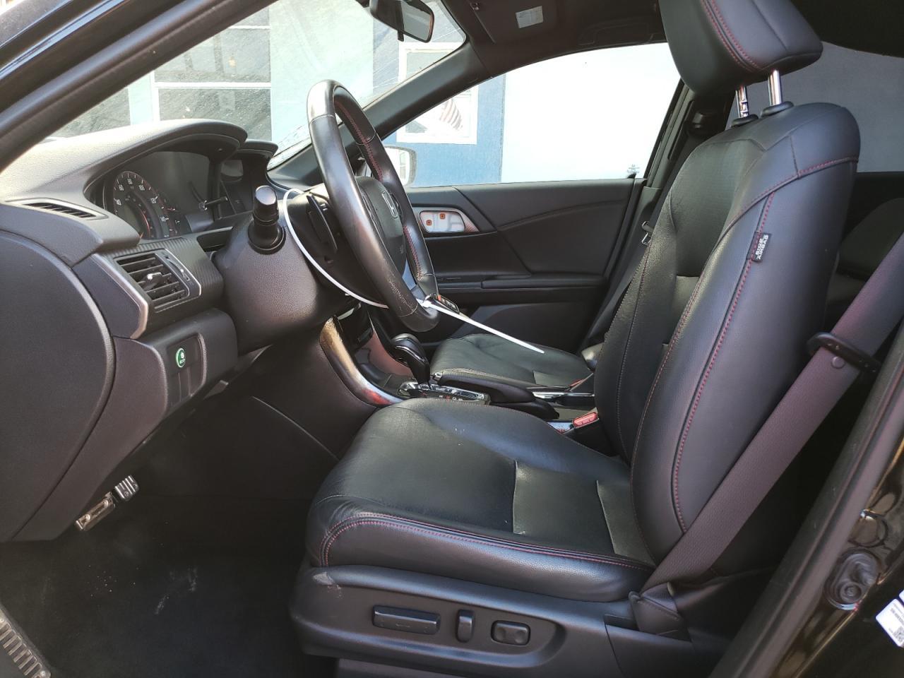 2017 HONDA ACCORD