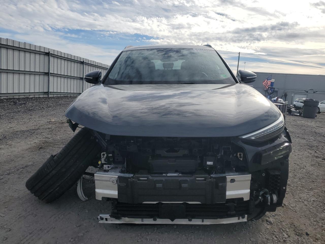 2025 AUDI Q6 e-tron