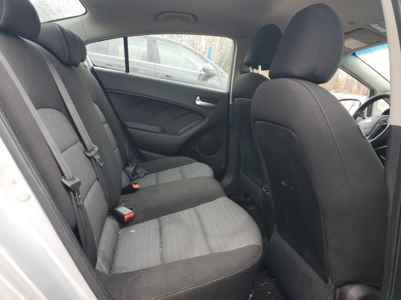 2015 KIA FORTE