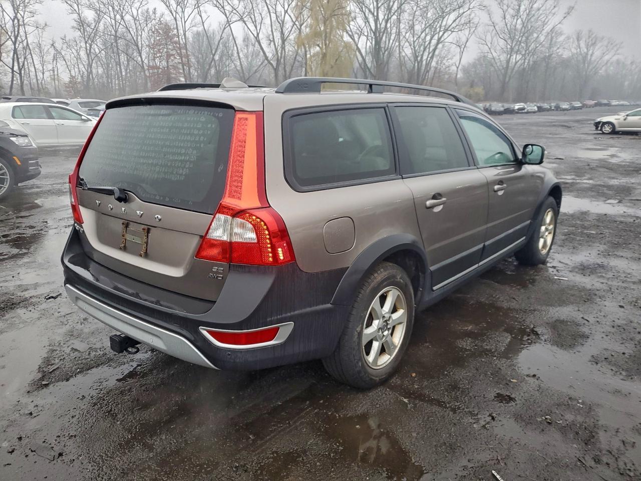 2008 VOLVO XC70
