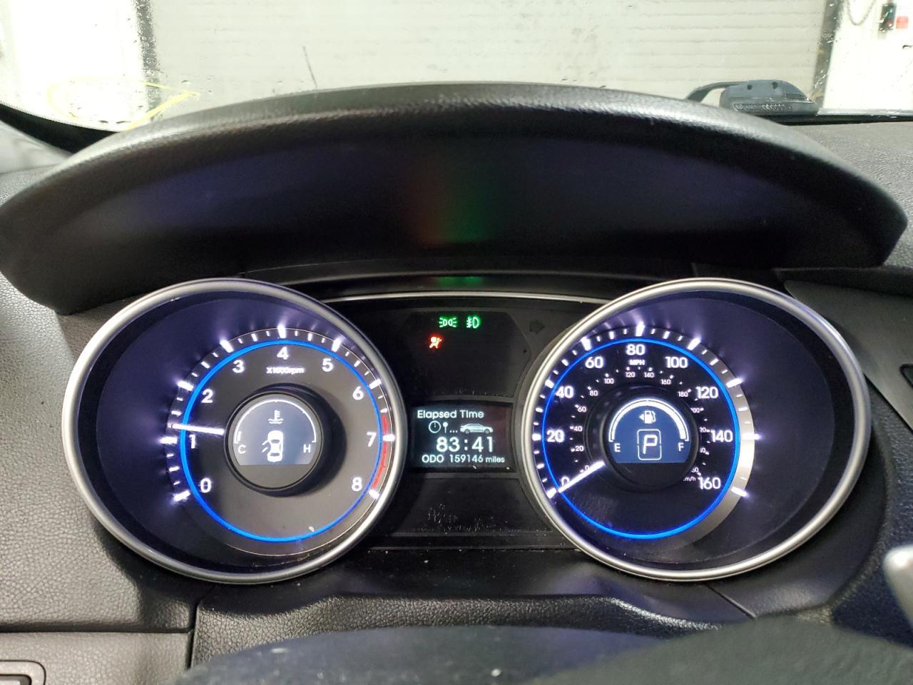 2011 HYUNDAI SONATA