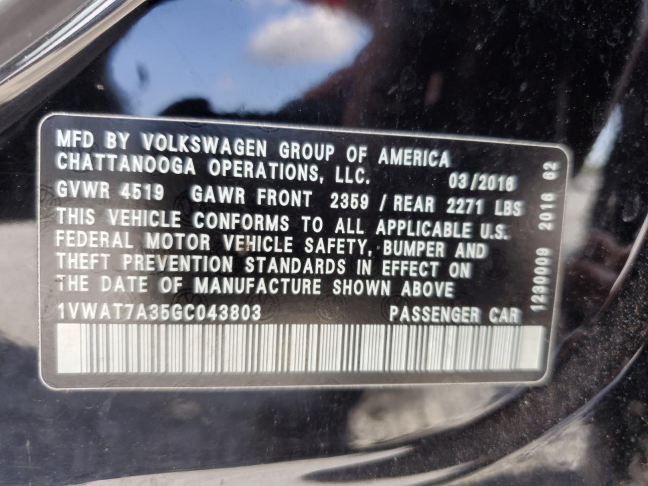 2016 VOLKSWAGEN Passat