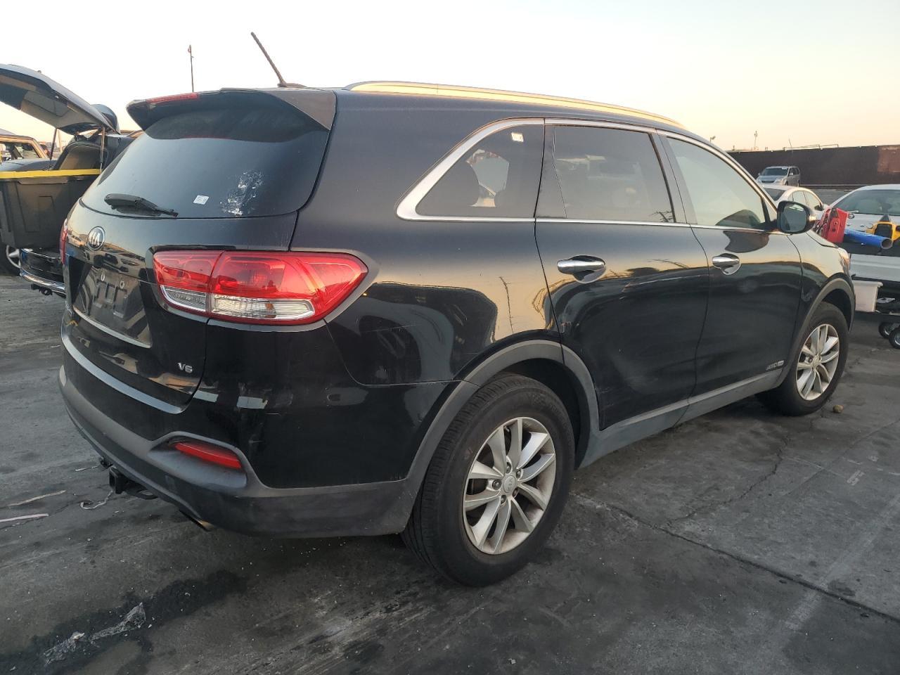 2017 KIA SORENTO