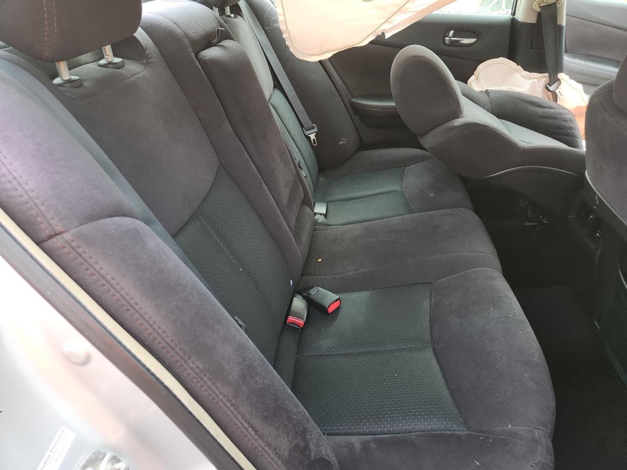 2012 NISSAN Maxima
