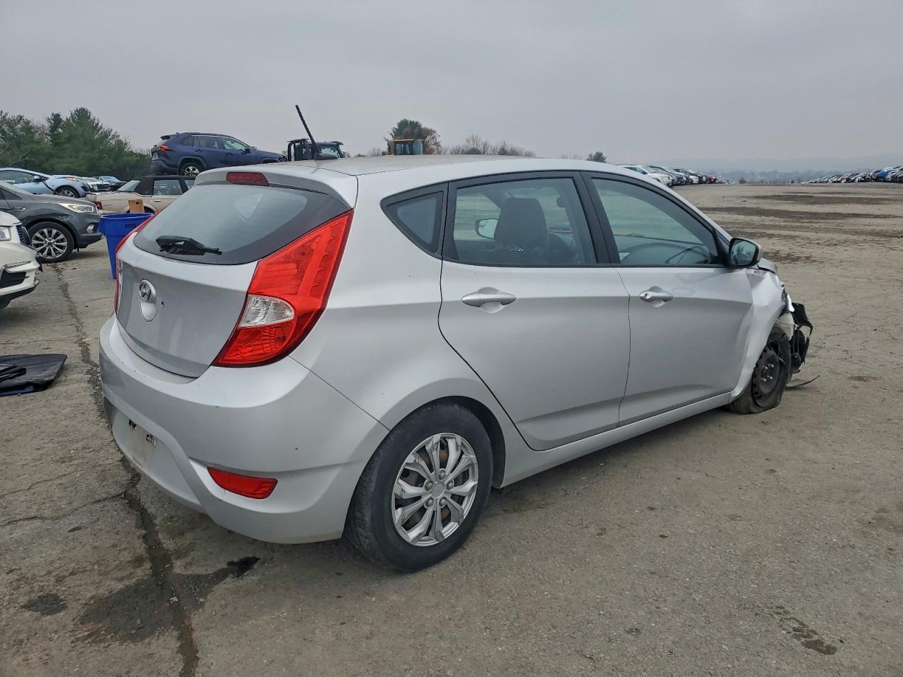2015 HYUNDAI ACCENT