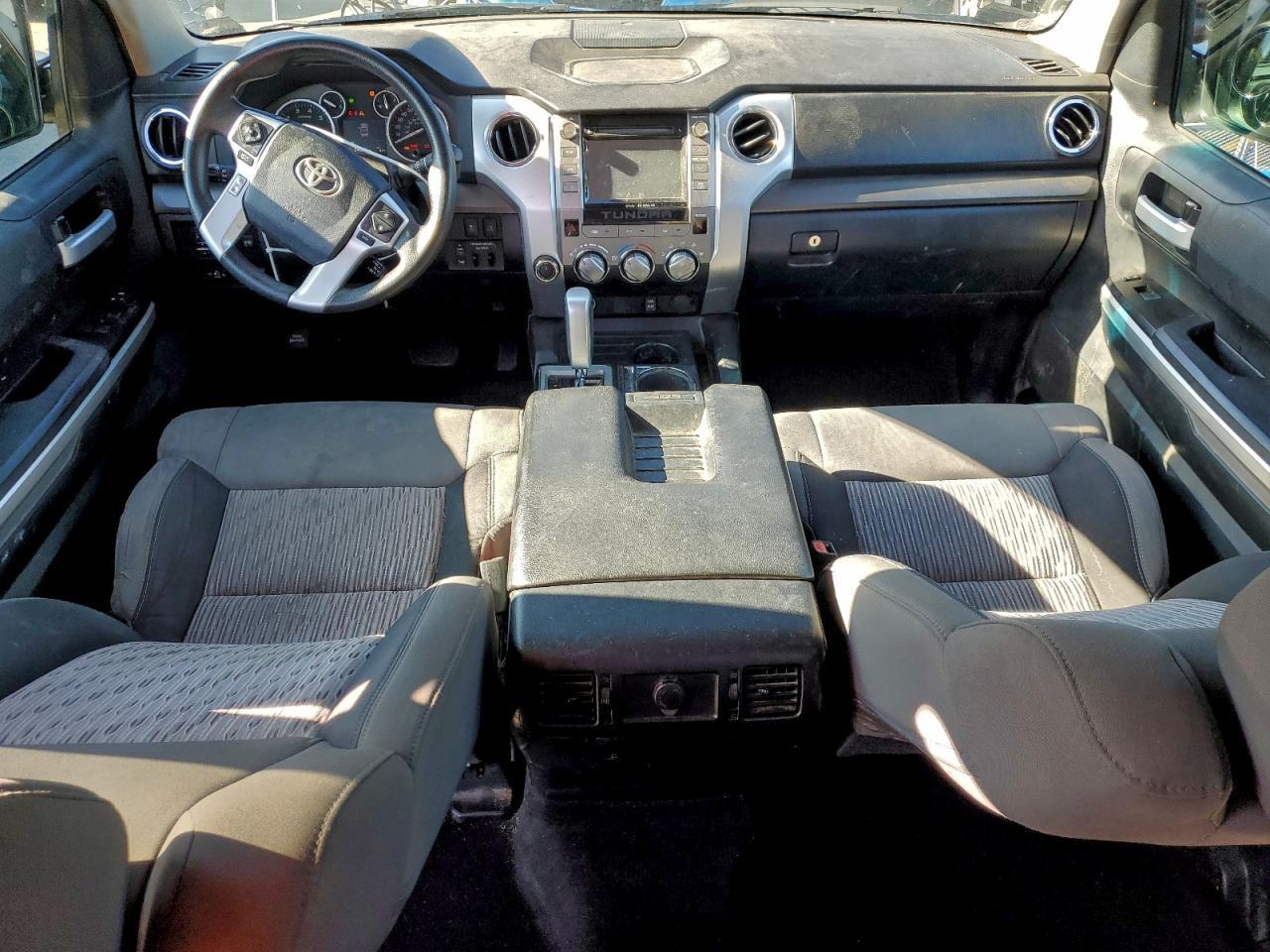 2016 TOYOTA TUNDRA