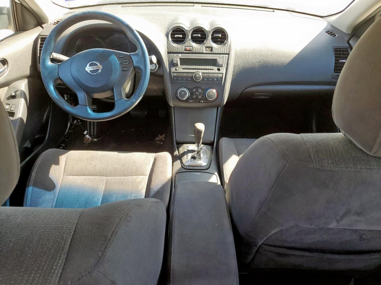 2010 NISSAN ALTIMA