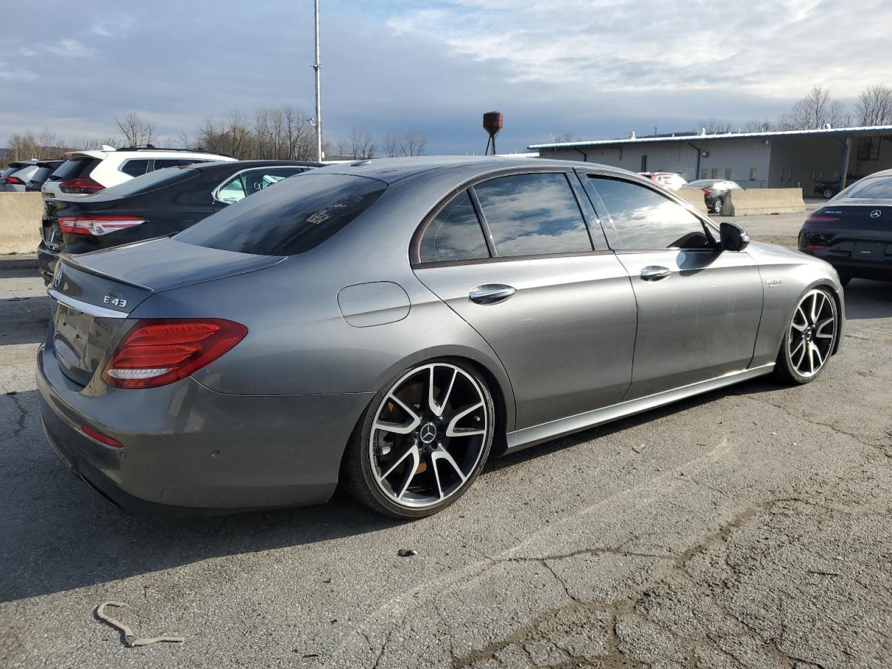 2017 MERCEDES-BENZ E-Class