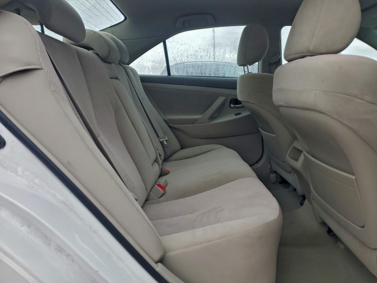 2010 TOYOTA CAMRY