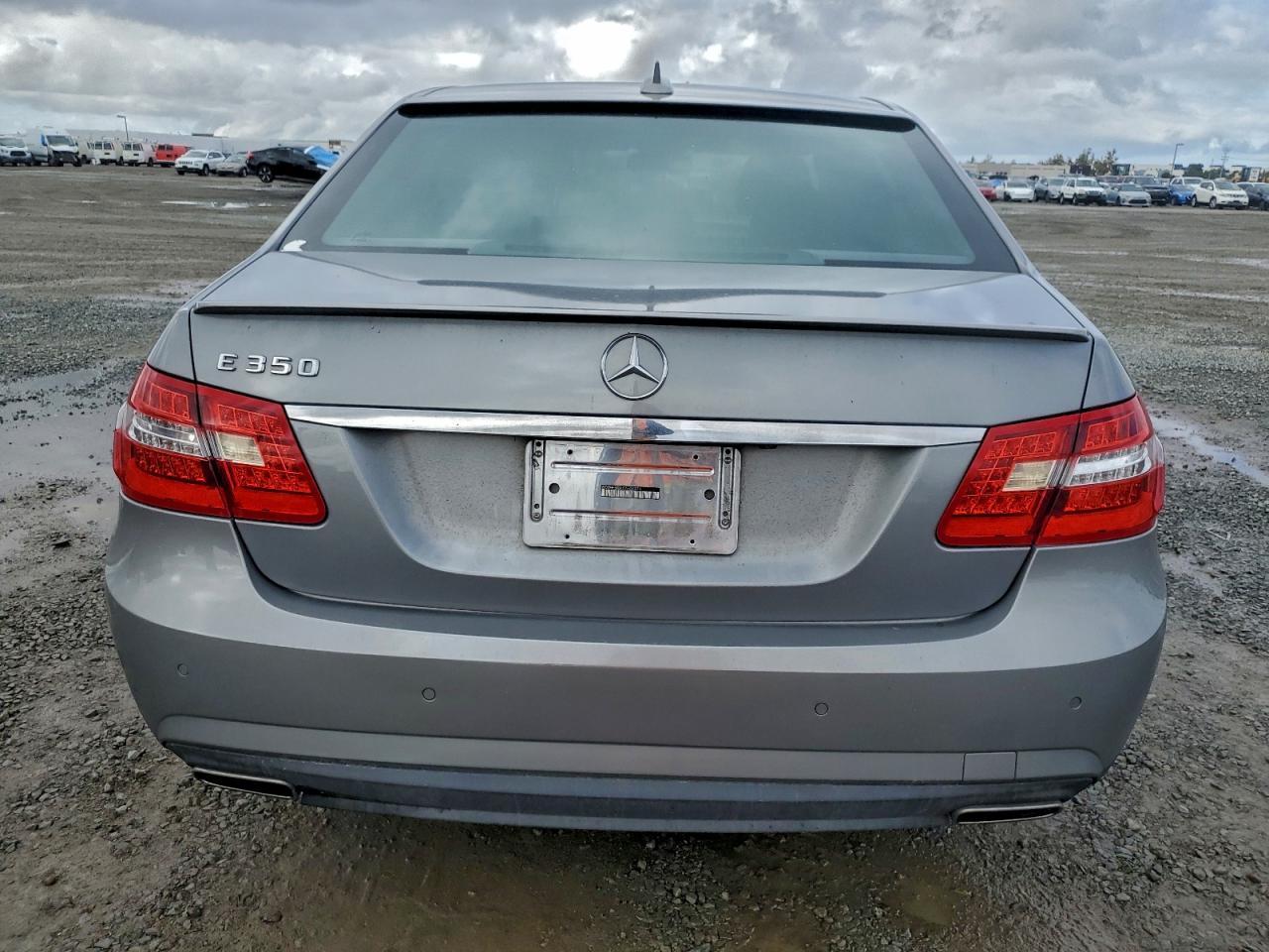 2012 MERCEDES-BENZ E-Class