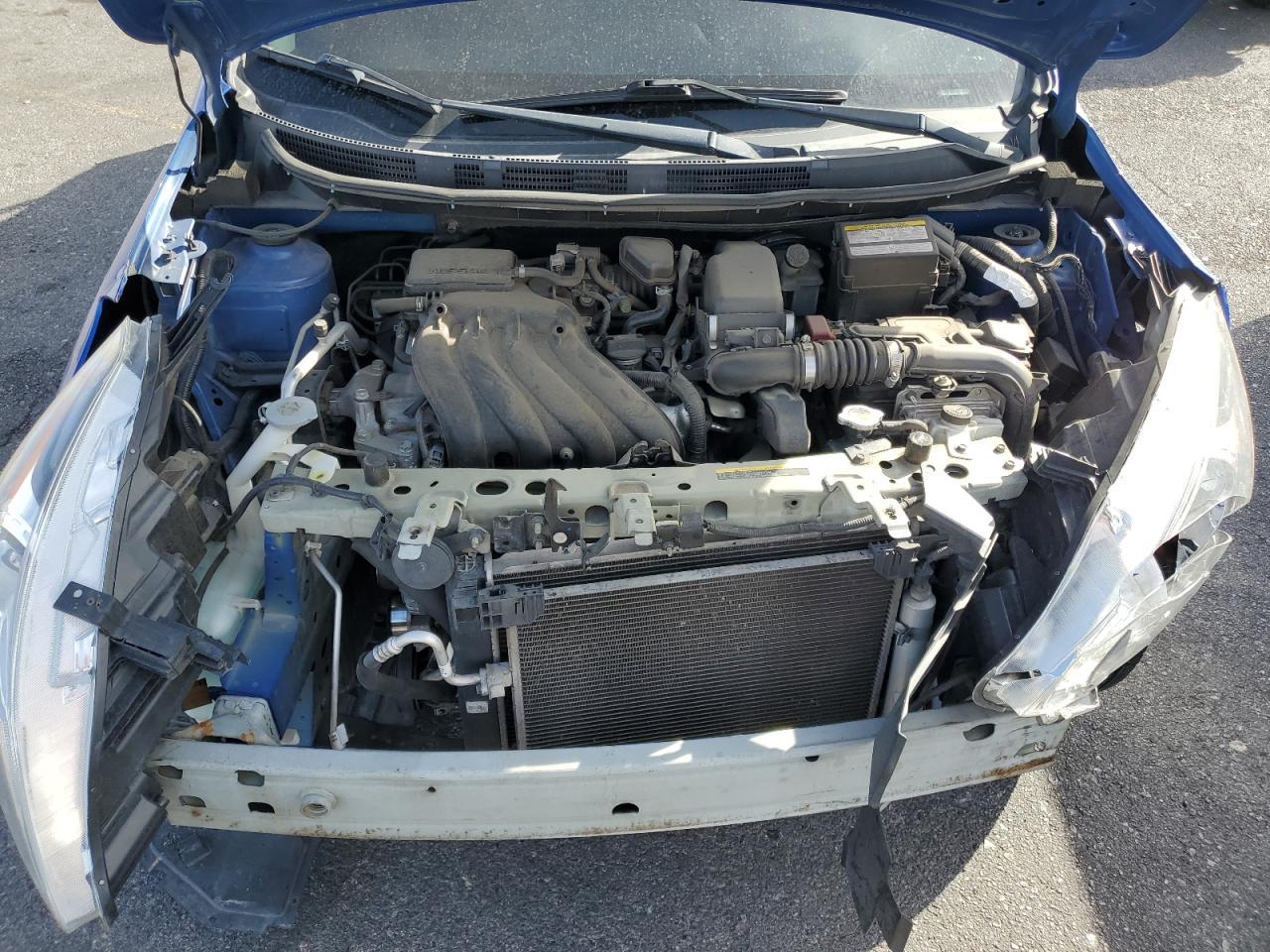 2015 NISSAN VERSA