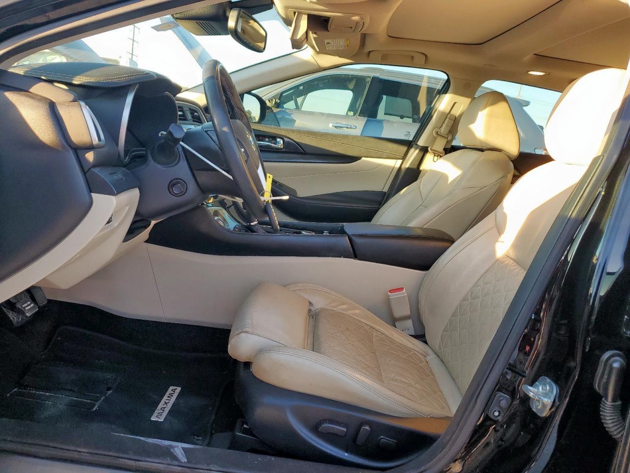 2019 NISSAN Maxima